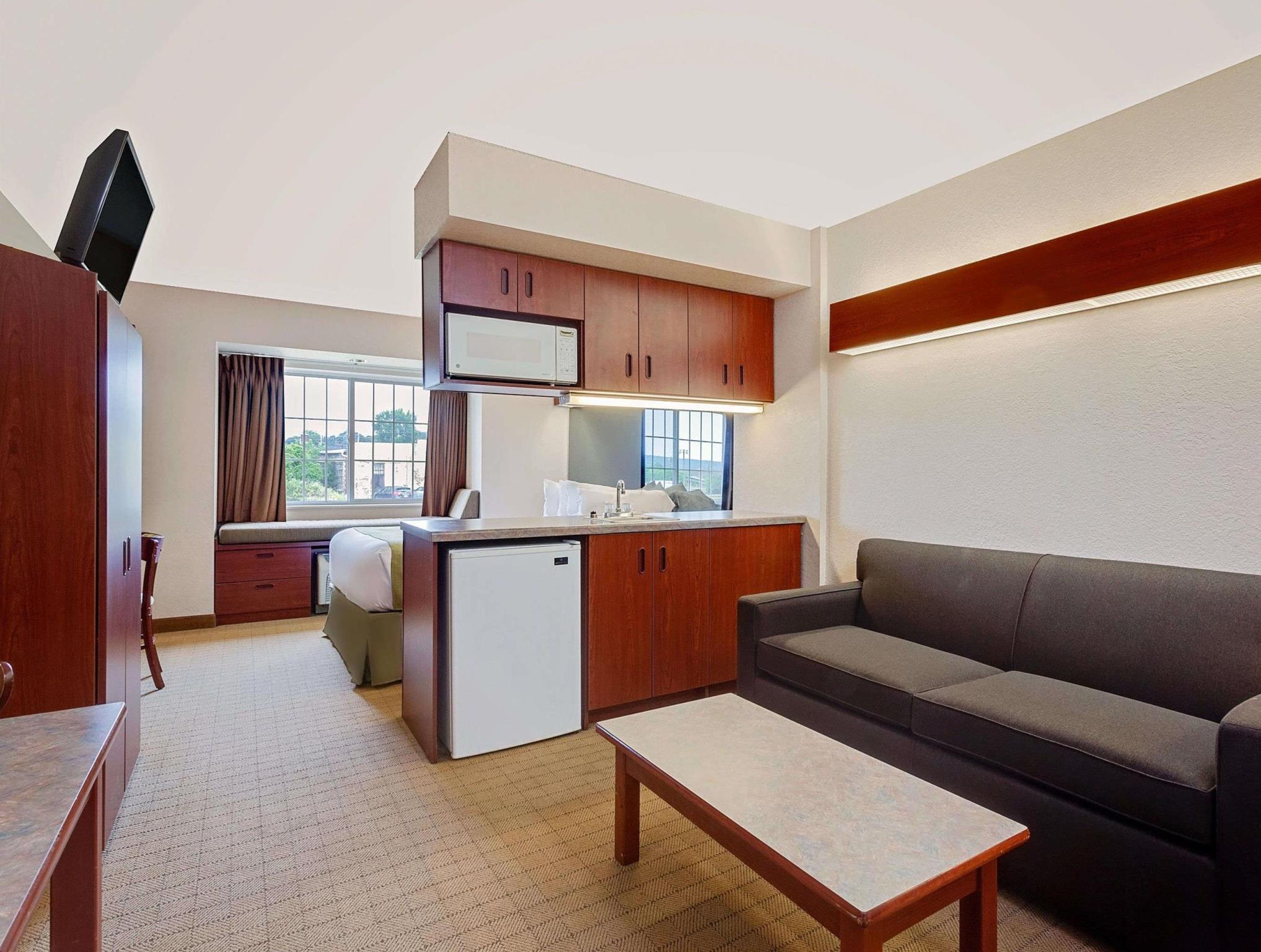 Microtel Inn & Suites By Wyndham Wellsville Buitenkant foto
